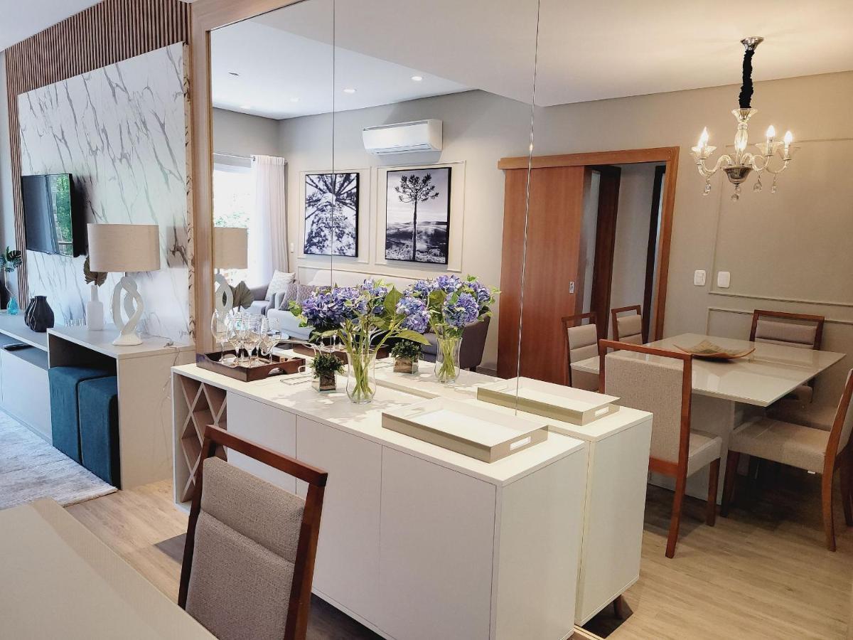 Apto 103 B,2, Proximo A Museus E Restaurantes, Condominio Com Piscina Aquecida. グラマド エクステリア 写真